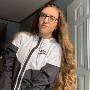 Meet your Posher, Jillian